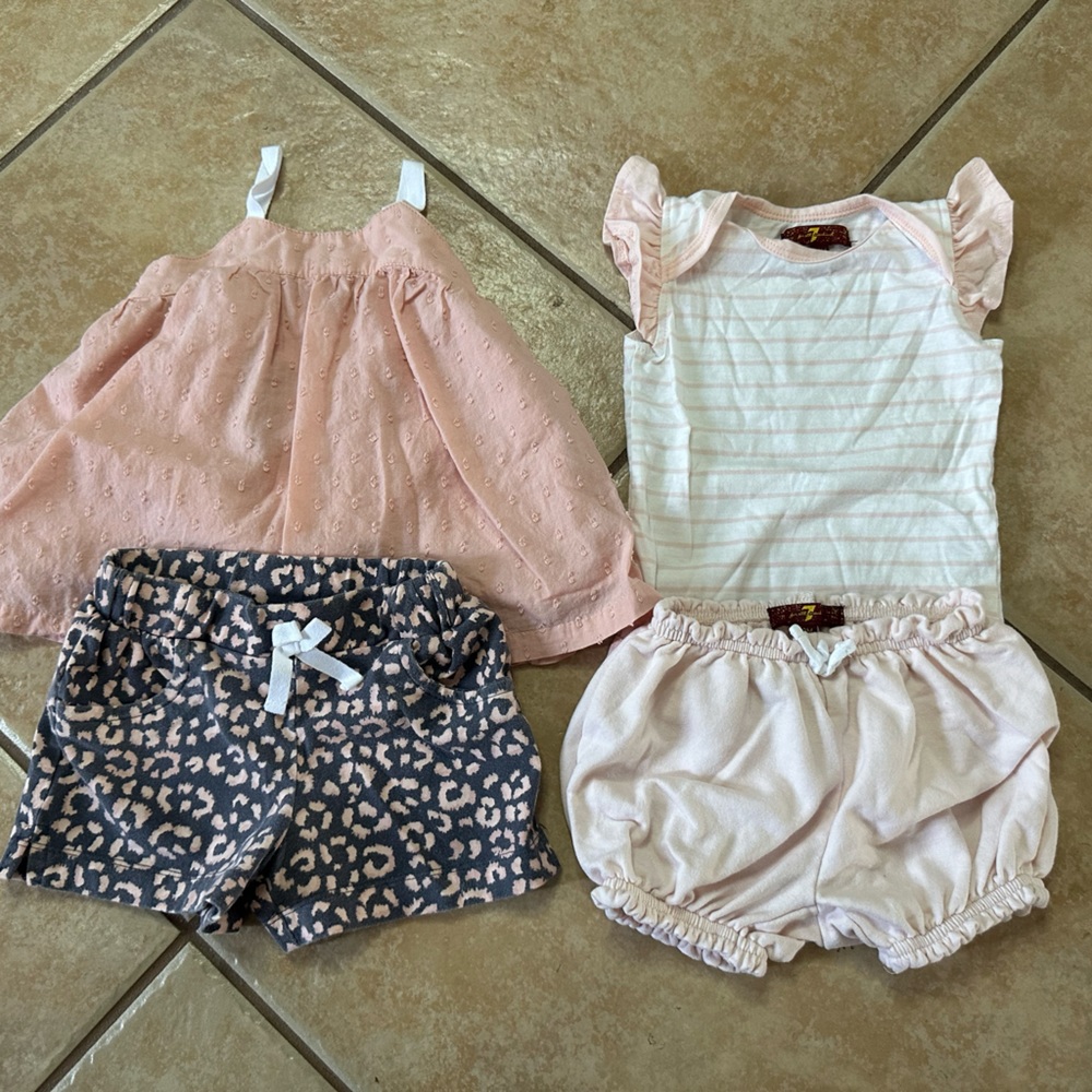 Baby girl (2) 2 piece outfits bundle